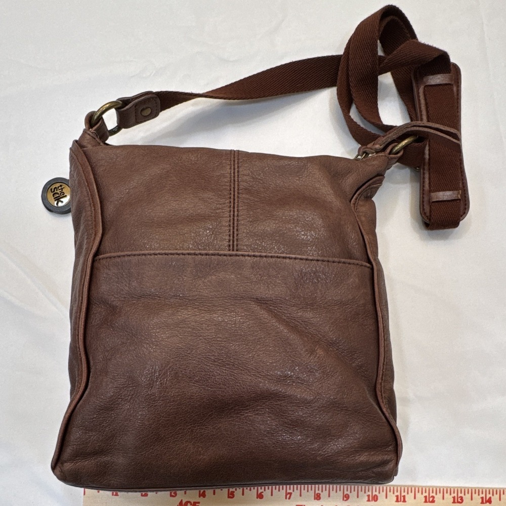 The Sak Brown Woven Crossbody Bag Zip Closure, Adjustable Strap, Pockets - Picture 3 of 11